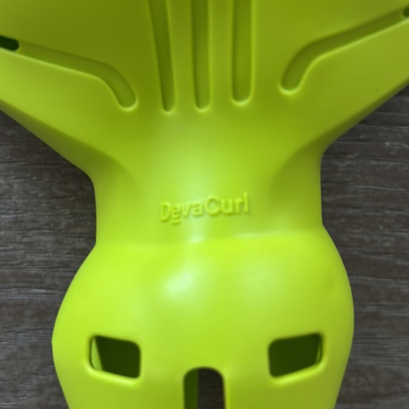 DevaCurl DEVAFUSER Universal Diffuser For All Curls - Picture 2 of 11